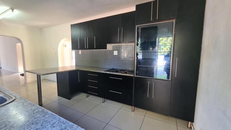 To Let 3 Bedroom Property for Rent in Vredenberg Western Cape